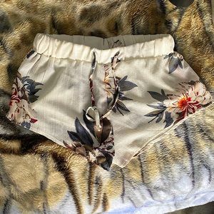 Cute Beachy 2 piece Floral set from Zaful